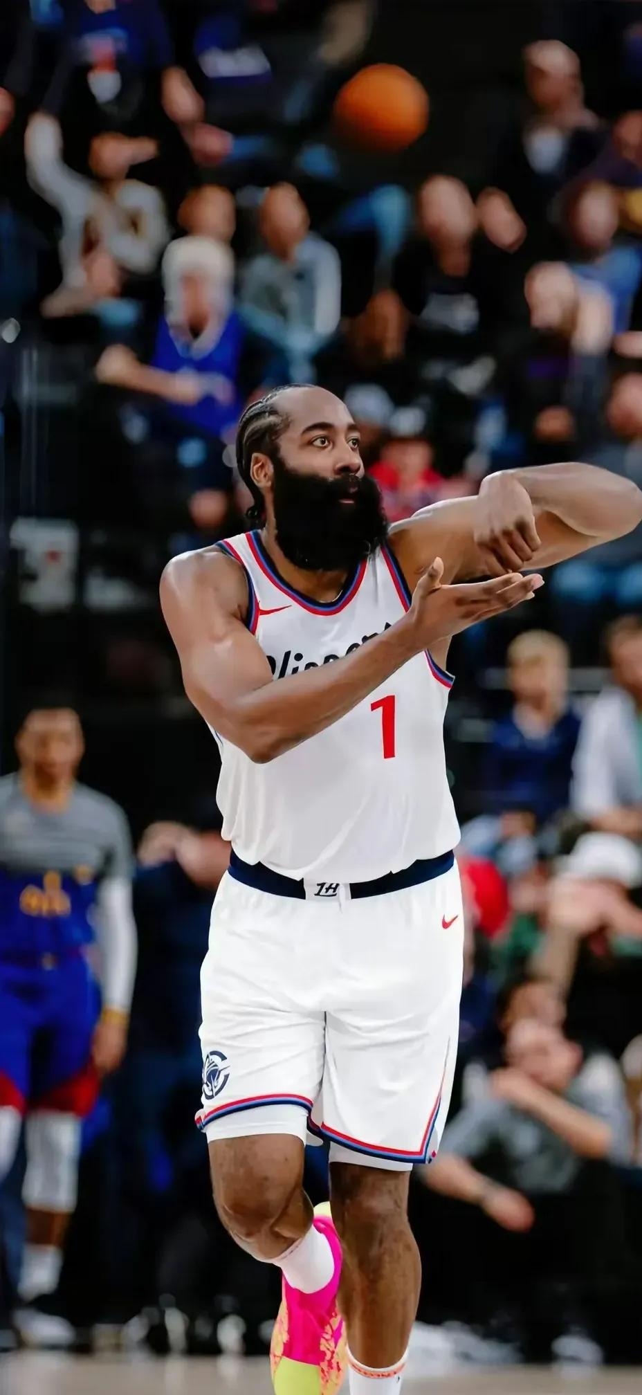 瑞士队带队取胜！，哈登重要时刻战术调整赛场气氛高涨的简单介绍-AYX SPORTS