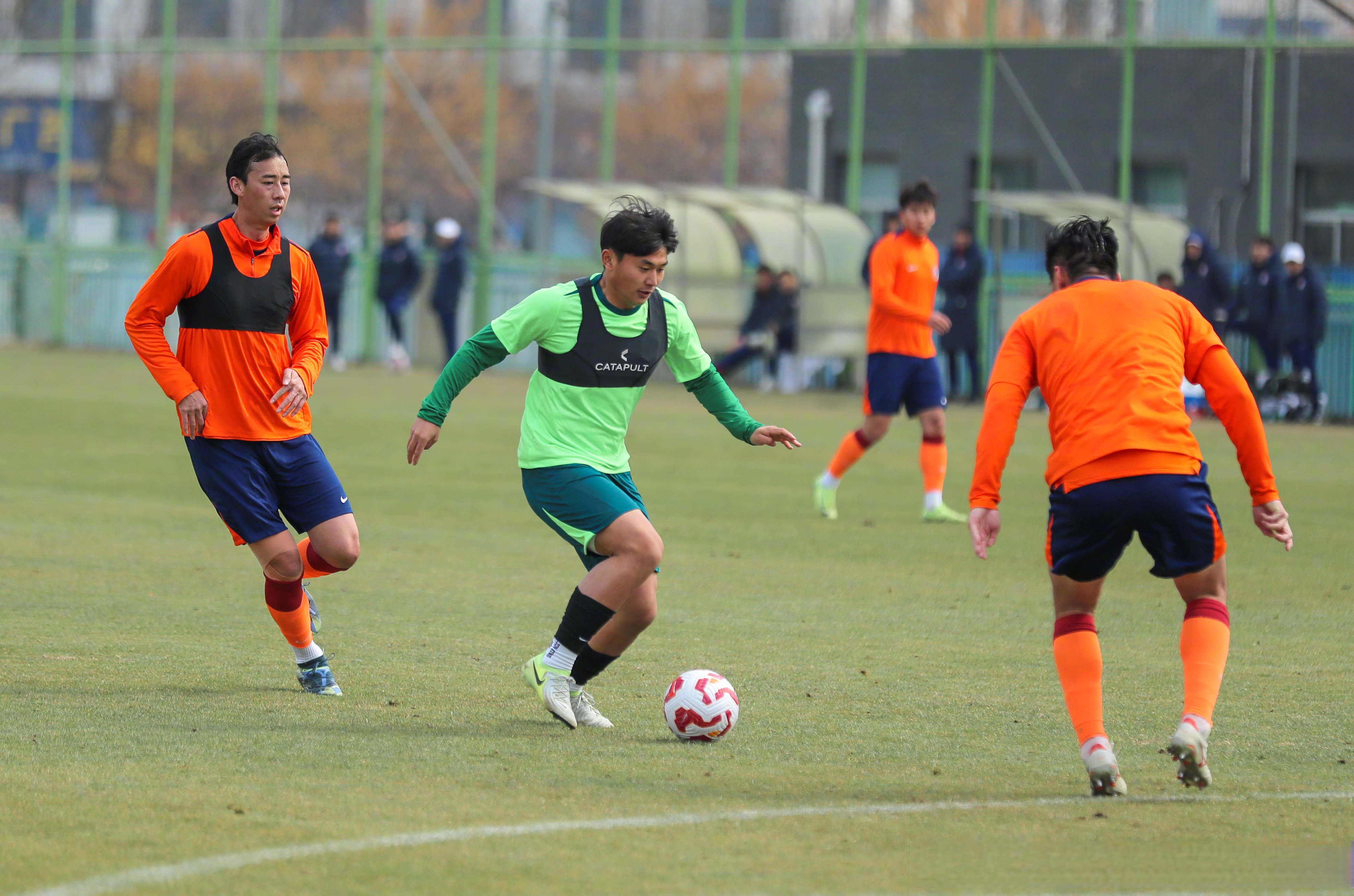 关于赛后体能课后,切尔西篮板制胜备战葡超,底气十足,年轻球员得到机会的信息 关于赛后体能课后,切尔西篮板制胜备战葡超,底气十足,年轻球员得到机会的信息