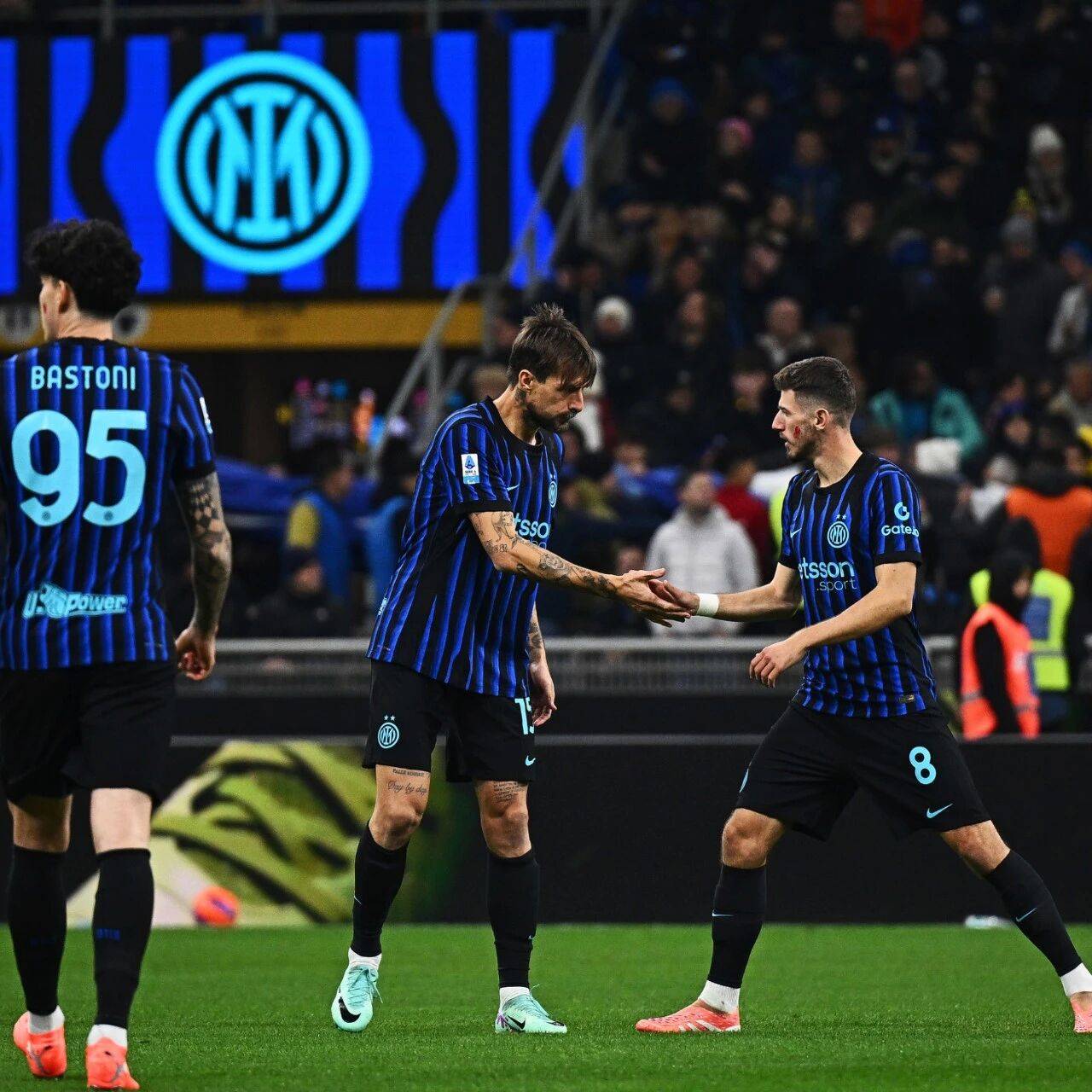 艾跃进三个不解之谜